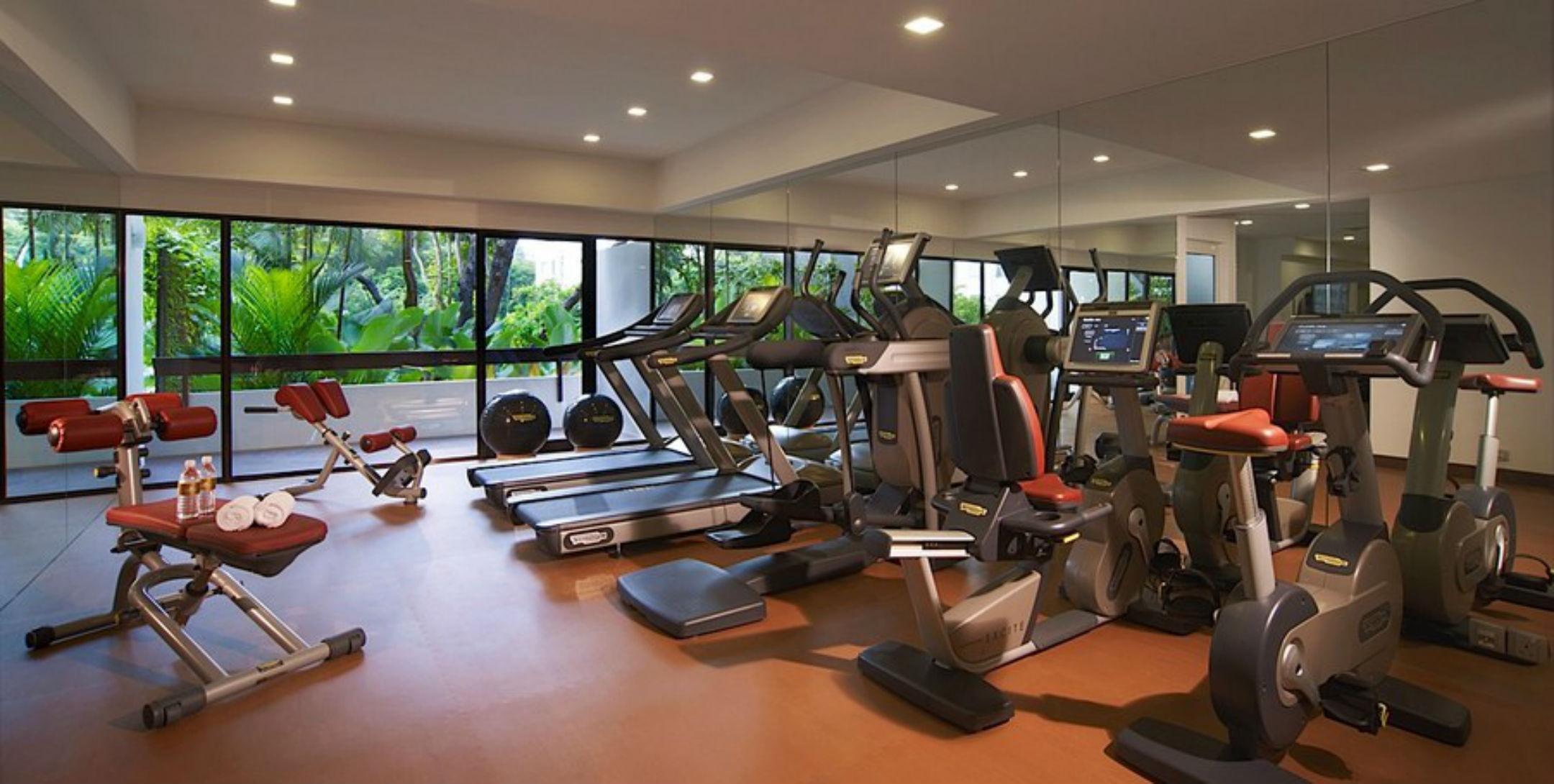กู๊ดวู้ด พาร์ค โฮเทล Hotel สิงคโปร์ ภายนอก รูปภาพ A gym at a hotel