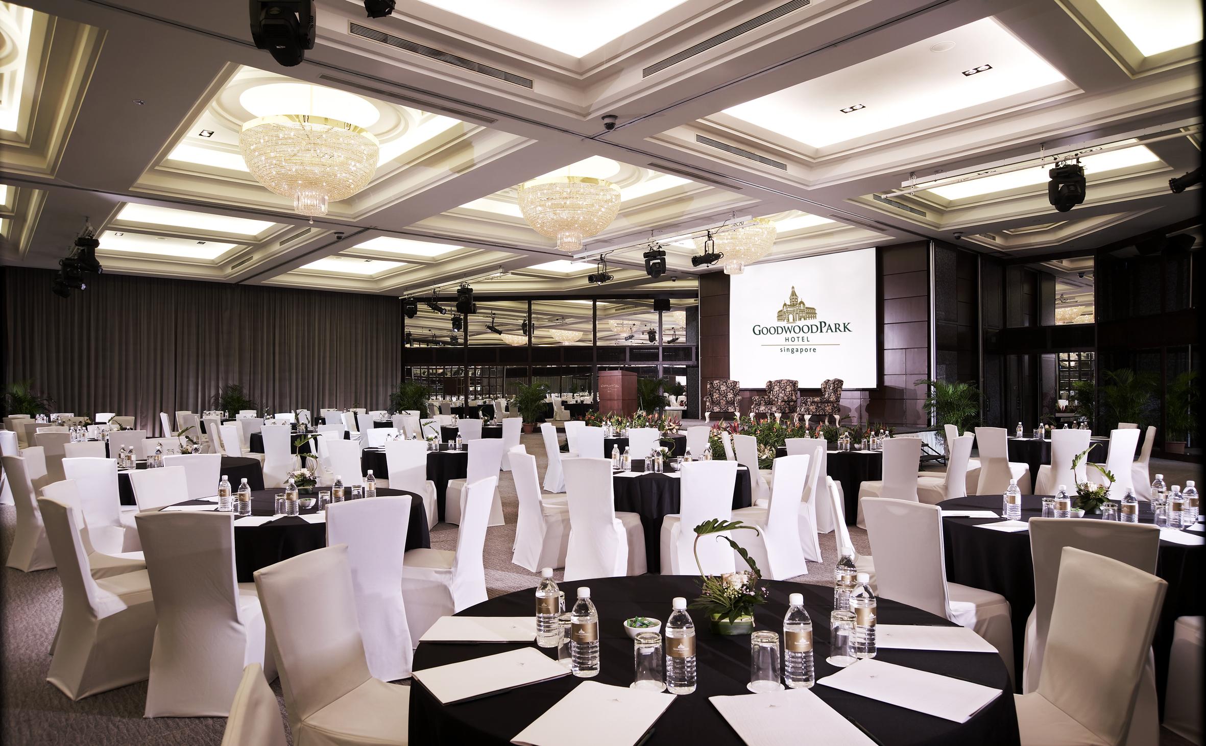 กู๊ดวู้ด พาร์ค โฮเทล Hotel สิงคโปร์ ภายนอก รูปภาพ The ballroom at the hotel