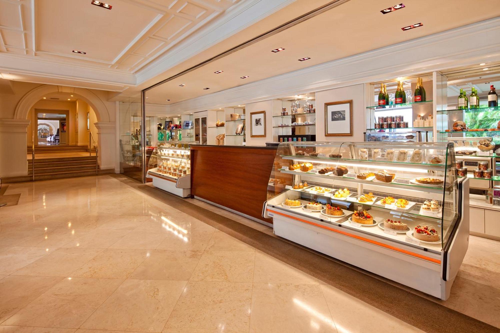 กู๊ดวู้ด พาร์ค โฮเทล Hotel สิงคโปร์ ภายนอก รูปภาพ The lobby of the hotel