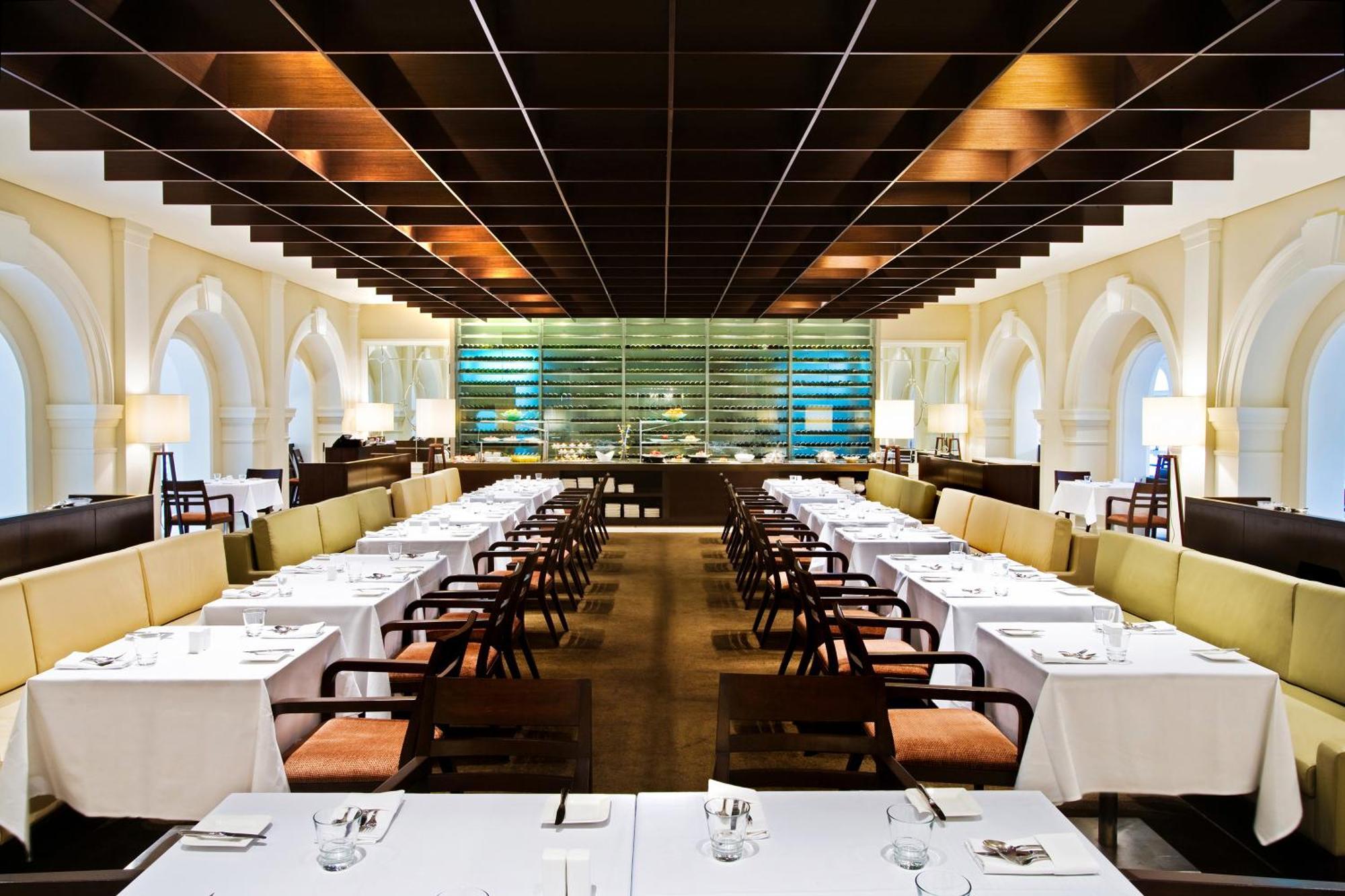 กู๊ดวู้ด พาร์ค โฮเทล Hotel สิงคโปร์ ภายนอก รูปภาพ The interior of the restaurant