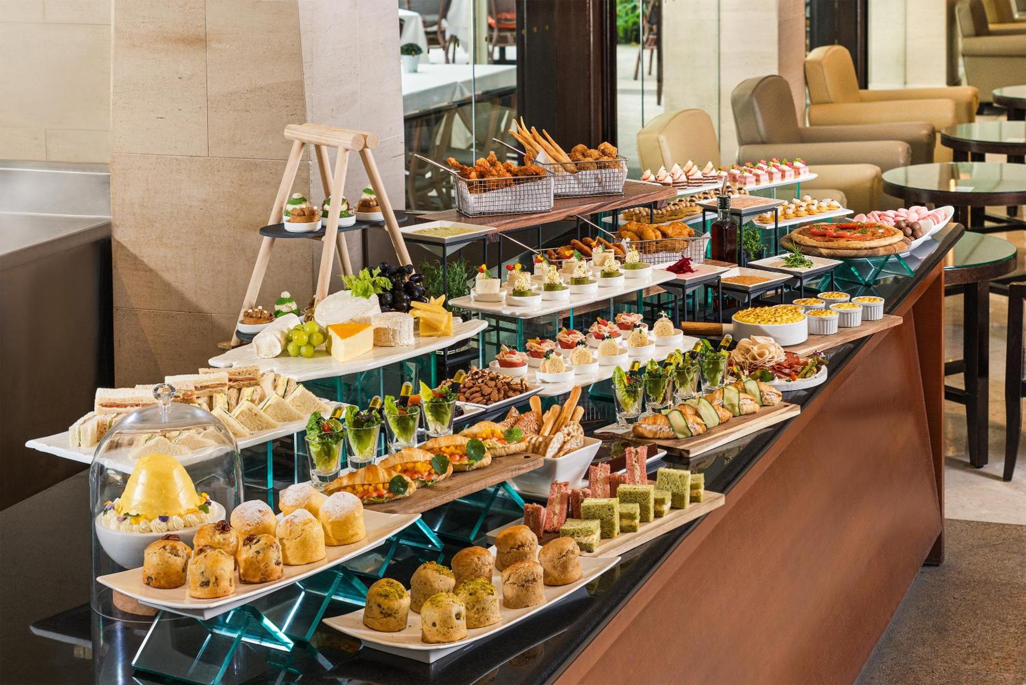 กู๊ดวู้ด พาร์ค โฮเทล Hotel สิงคโปร์ ภายนอก รูปภาพ A buffet at a hotel